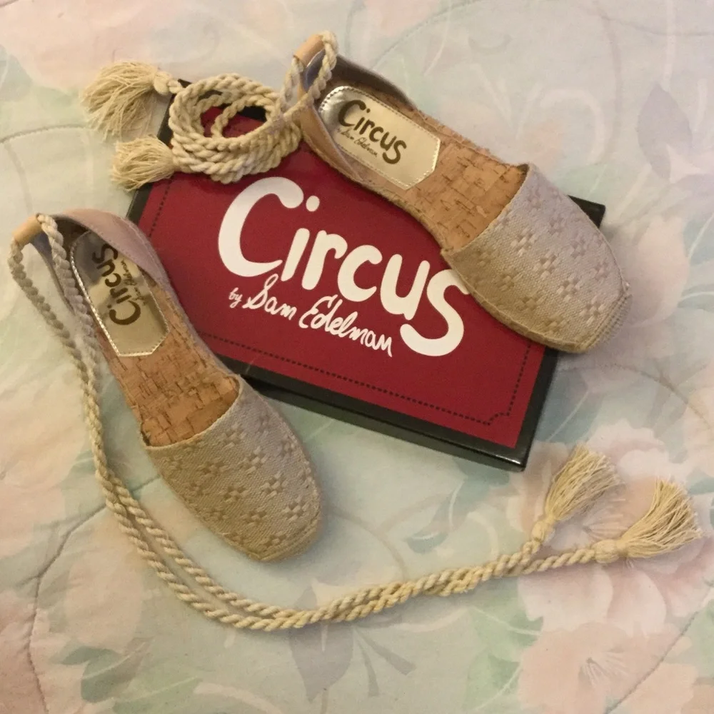 Circus by Sam Edelman Beige Espadrille Lace-Up Flats